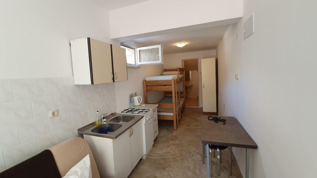 Apartments Mislav Novalja Eksteriør billede